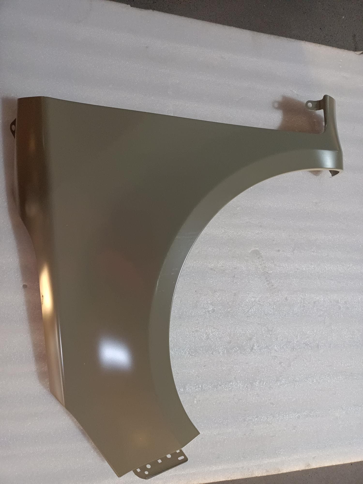 MG3 Front Guard Left