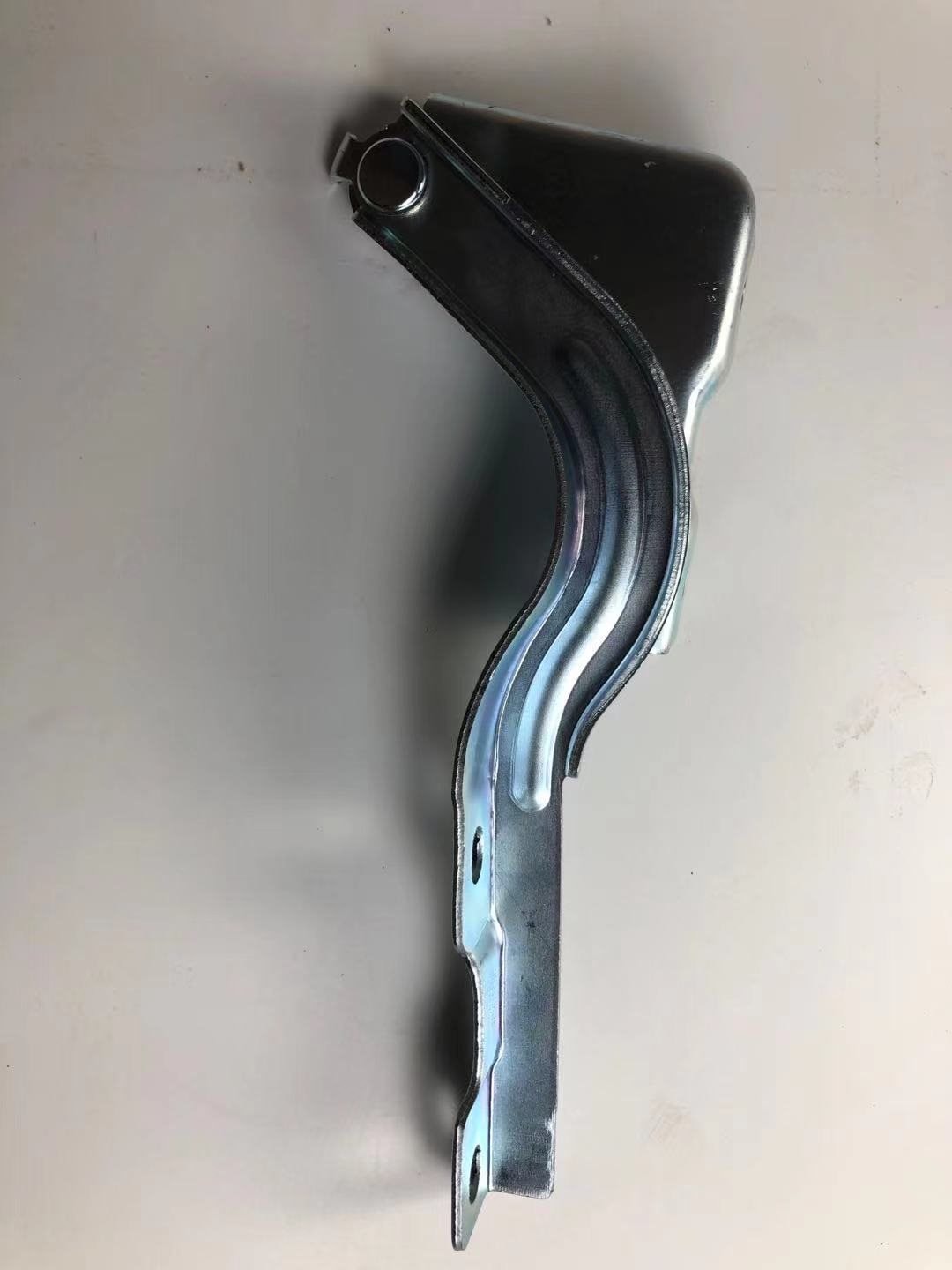 MG HS Bonnet Hinge Right — OEM Part 10367100